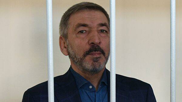 Суд признал виновными экс-премьера Дагестана и его заместителя