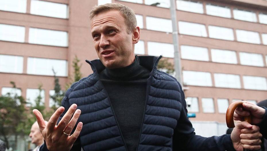Суд обязал взыскать с Навального, Соболь и ФБК 88 млн рублей по иску комбината школьного питания