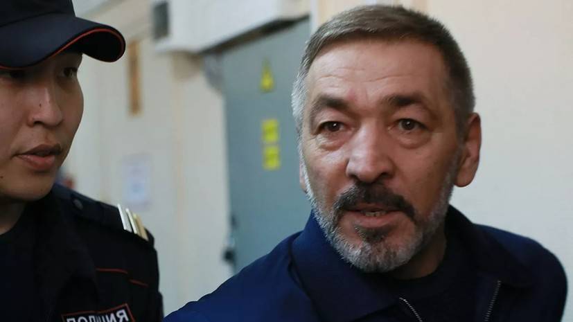 Суд признал экс-премьера Дагестана виновным в растрате 41 млн рублей