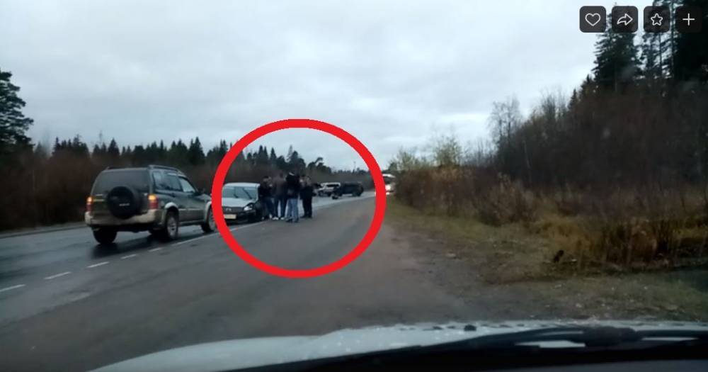 Водитель с признаками опьянения устроил массовую аварию недалеко от финской границы
