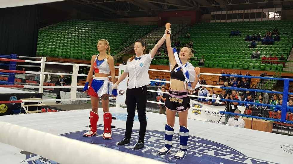 Юлия Сачкова из Хайфы стала чемпионкой мира по кикбоксингу