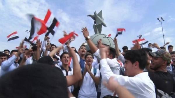 Иракский протест прирастает студентами и депутатами: Махди, уходи!