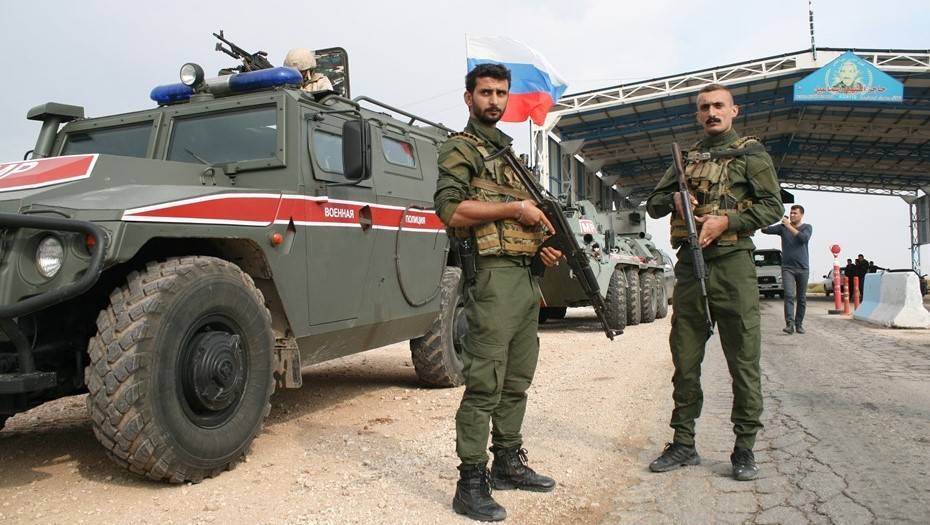 Российские военные в Сирии начали отводить курдские отряды от границы с Турцией