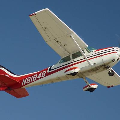 Спасатели возобновили поиски пропавшего самолета Cessna 172
