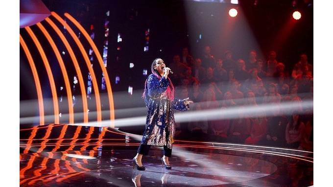 Уральская певица покорила жюри шоу "Голос"