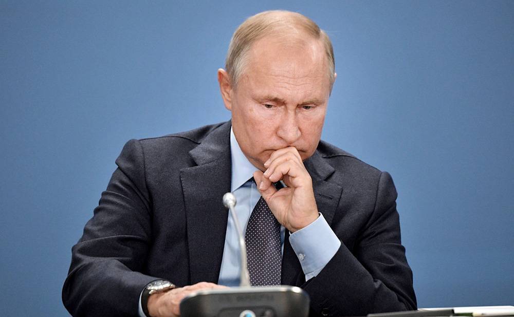 Путин поручил ввести уголовную ответственность за пропаганду наркотиков в Сети