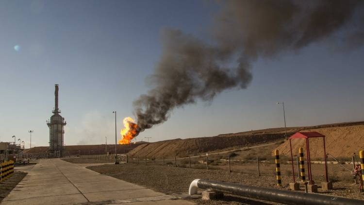 США не отступятся от оккупированных нефтяных полей Сирии из страха потерять большие деньги