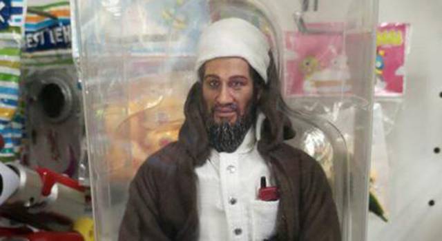 Суд оштрафовал владельца магазина за продажу куклы "Усама бен Ладен"