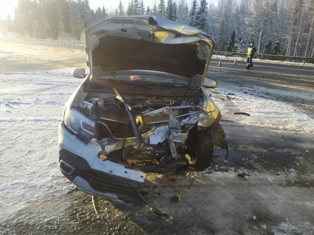 Серьезная авария произошла на заснеженной дороге «Кола» в Прионежском районе