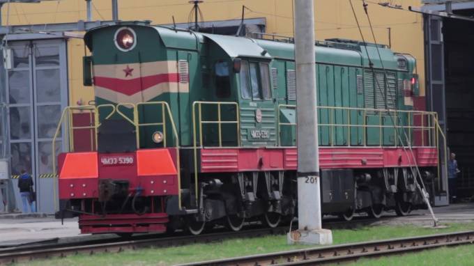 Пятерых людей сбили поезда за выходные в Петербурге и Ленобласти