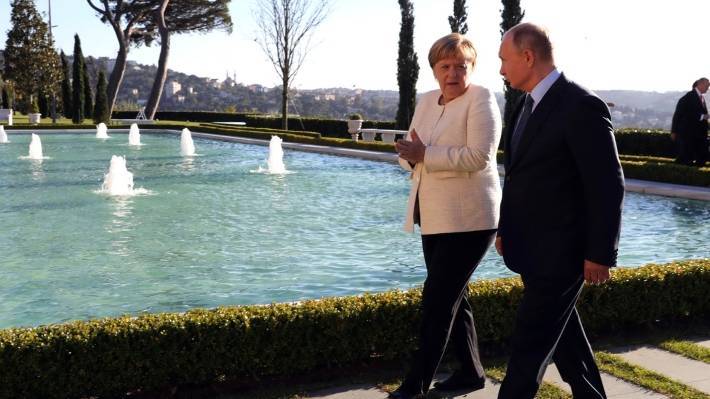 Путин и Меркель обсудили транзит газа через Украину после 2019 года