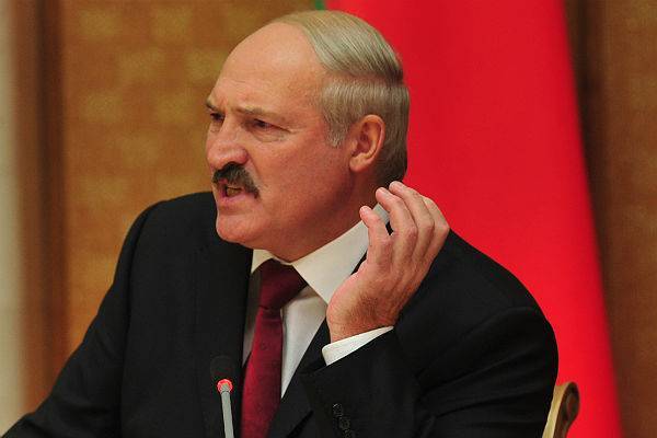 Лукашенко насмешило появление 30 американских танков в Литве