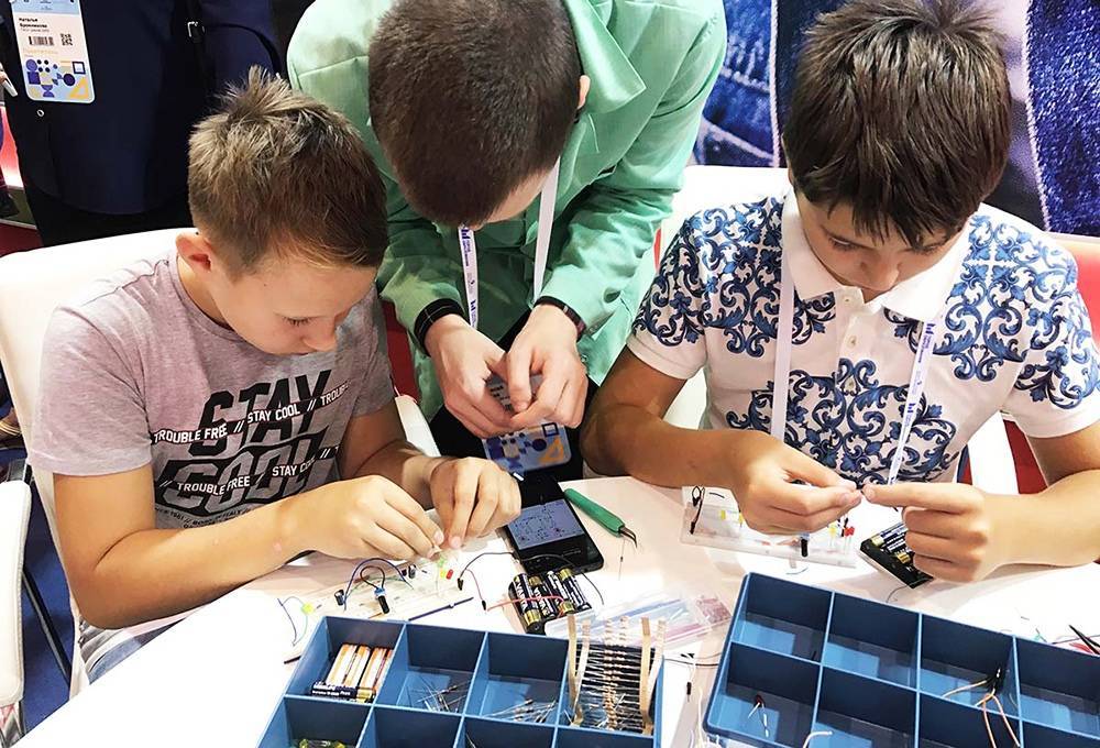 В полуфинал чемпионата KidSkills вошли более 1500 юных москвичей