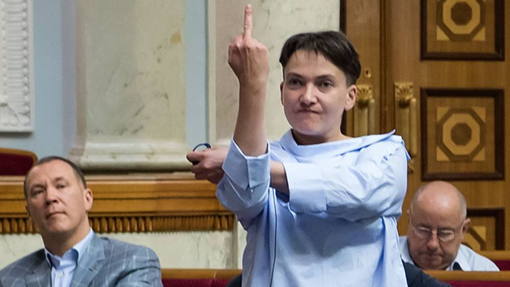 Надька Савченко грудью бросилась на защиту «Азова»