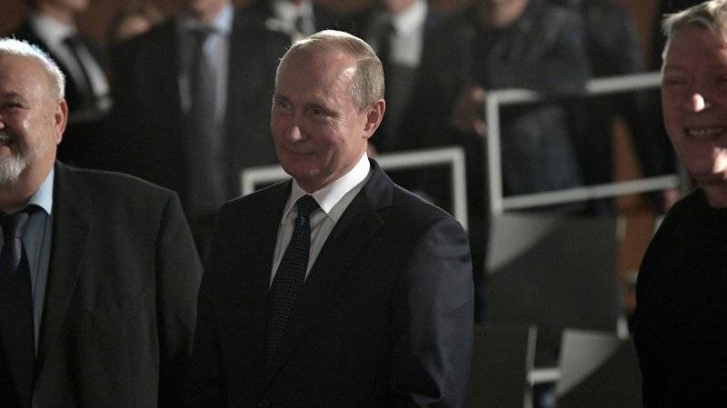 Путин назвал Примакова примером порядочности и любви к Родине