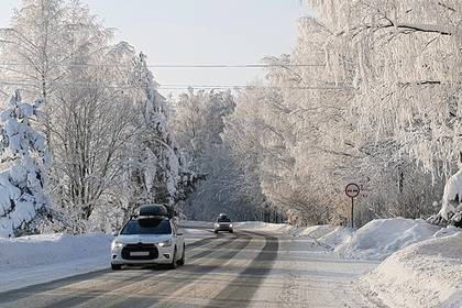 Россиянам посоветовали срочно менять летние шины на зимние