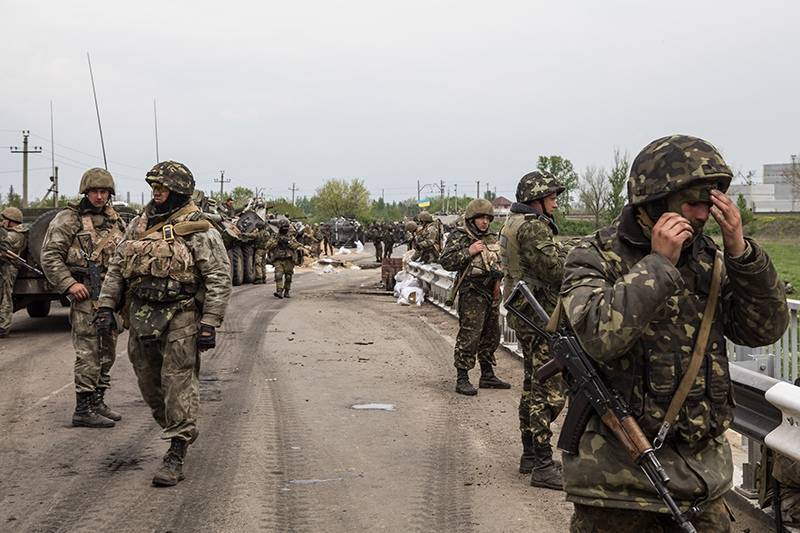Украина и ЛНР начали отвод сил в Золотом
