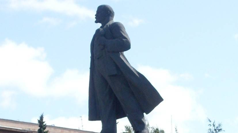 В Челябинске возбудили дело после проверки реконструкции памятника Ленину