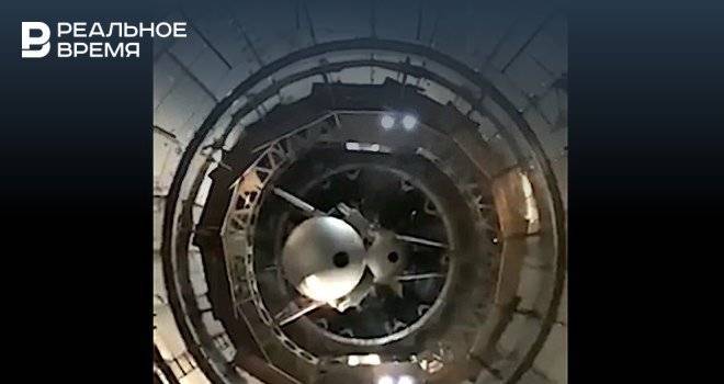 Видео Илона Маска позволило заглянуть внутрь звездолета SpaceX