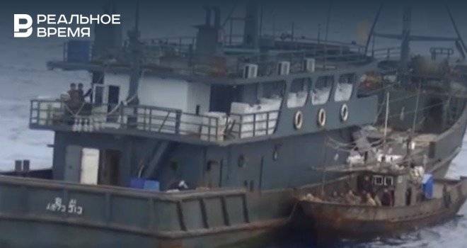 Пограничники из РФ задержали в Японском море еще 64 браконьера из КНДР, у них изъяли акул и крабов