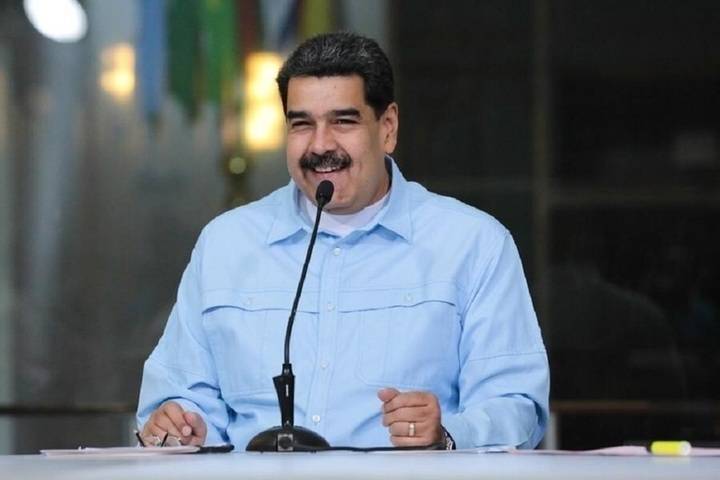 Мадуро анонсировал визит вице-премьера России в Венесуэлу для заключения соглашений
