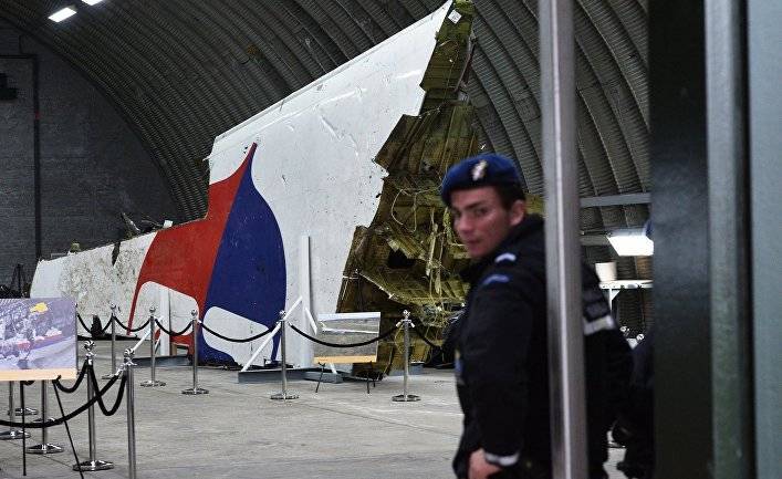 Гордон (Украина): парламент Нидерландов призвал расследовать роль Украины в крушении MH17
