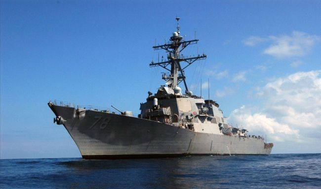 В Средиземное море зашел четвертый ракетный эсминец ВМС США