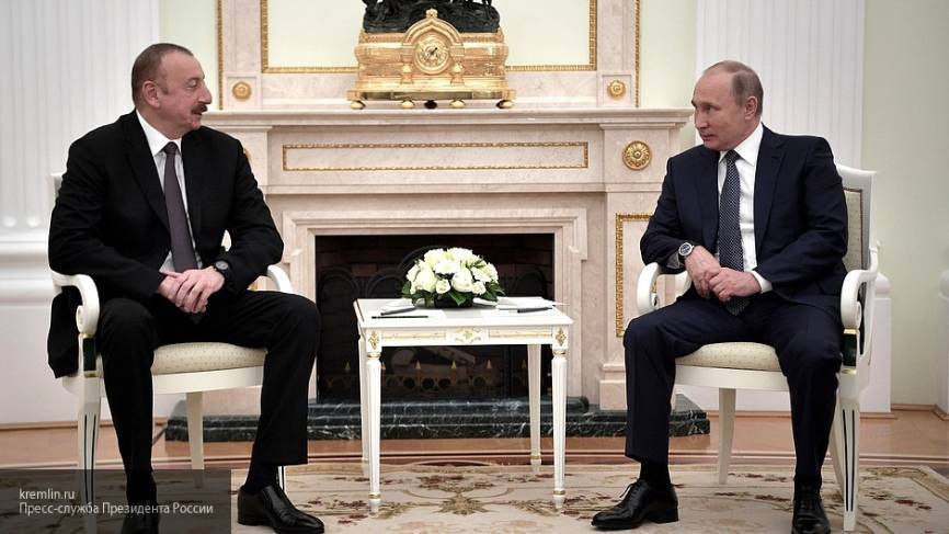 Путин встретился с президентом Азербайджана Алиевым на полях «Валдая» в Сочи
