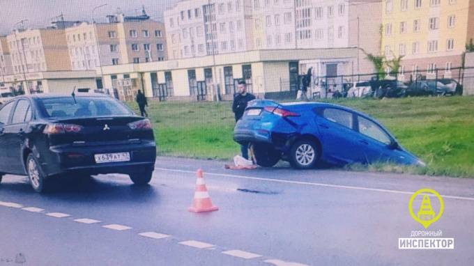 В Пушкине в ДТП с таксистом-мигрантом пострадала женщина