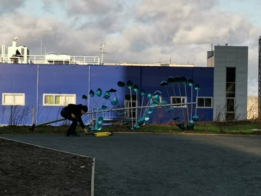 Поврежденный арт-объект «Ветряк» в Петрозаводске подрядчик отремонтирует по гарантии