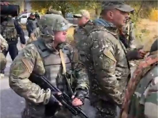 Украинские националисты в Донбассе разъяснили ситуацию с оружием