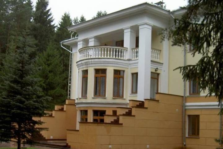 Резиденцию смоленского губернатора продают за 125 млн рублей