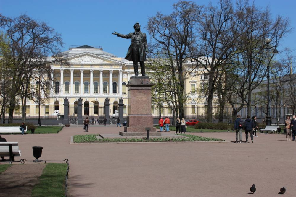 Суд не поддержал реконструкцию Михайловского дворца