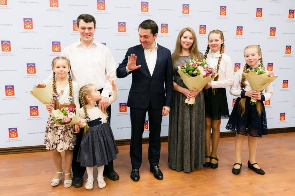 Семье из Мурманска вручат награду в Кремле