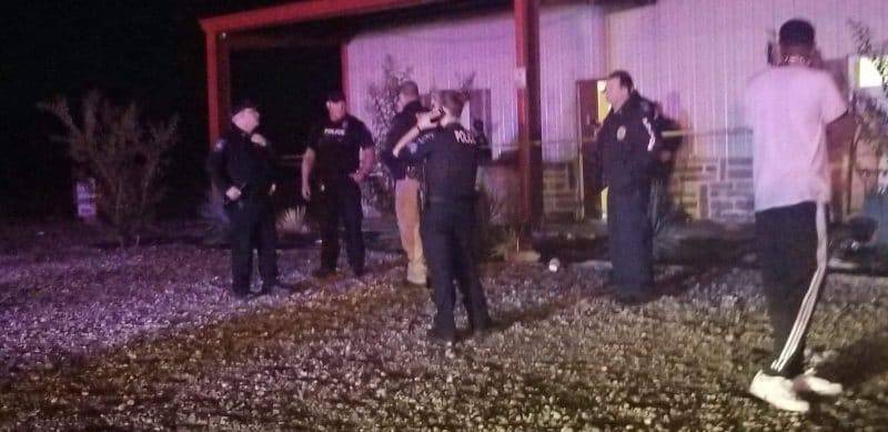 Свидетели «не помогают» полиции найти стрелка, который убил двух человек и ранил 14 на вечеринке в Техасе
