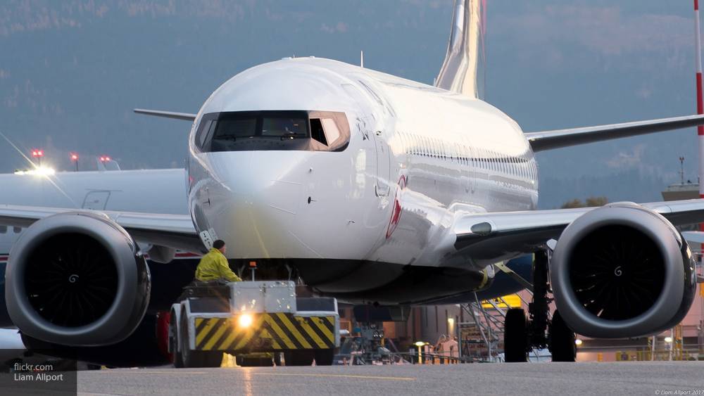 Boeing 737 MAX станет одним из самых безопасных самолетов, заявил глава компании