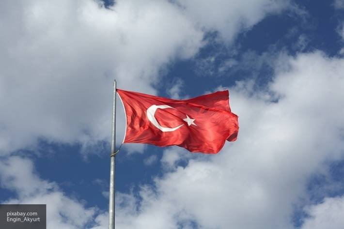 Турция отвергает обвинения в использовании фосфора в ходе операции против курдов на севере Сирии