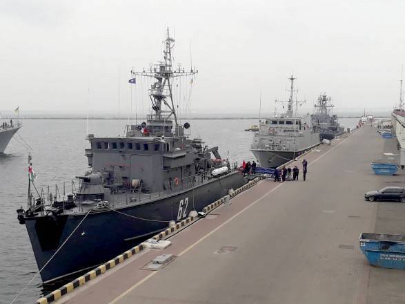 В Одессу вошли военные корабли НАТО