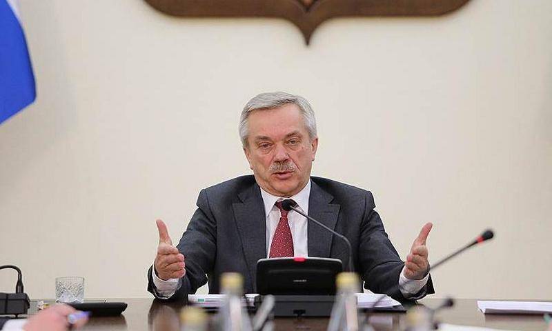 Белгородский губернатор поручил отменить домашние задания в школах после просмотра стендапа