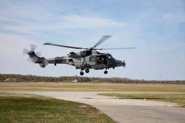 В Эстонию на учения Tractable прибыли вертолеты британской армии
