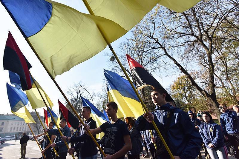 Мирный процесс в Донбассе не обошелся без провокаций
