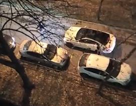 "Ты свинина": москвич бросался под машину ушедшей от него девушки