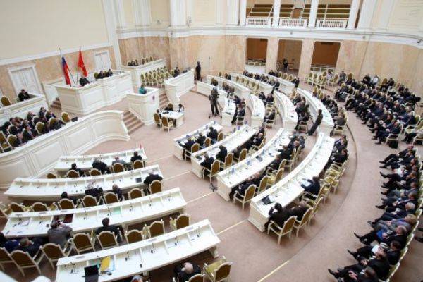 В Петербурге в первом чтении принят бюджет на 2020 год