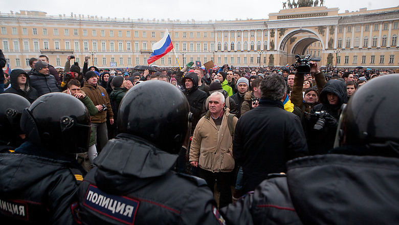 Почему россияне протестуют? В Ленобласти выяснят это за восемь с половиной миллионов