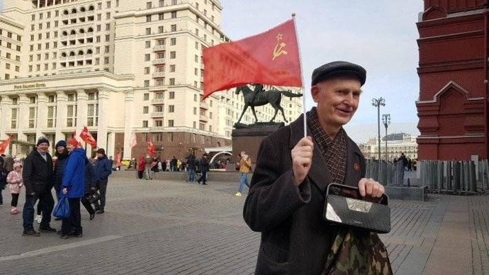 Как коммунисты Ильича с днем Комсомола поздравляли