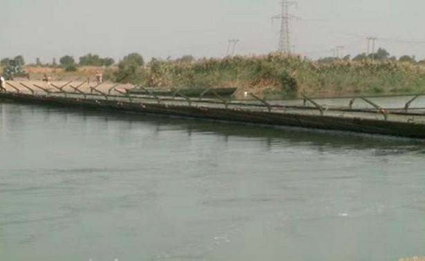 Сирийские и российские военные возвели мост через Евфрат в Дейр-эз-Зоре