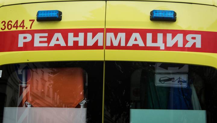Неисправный трамвай сбил двух человек у метро "Нагатинская"