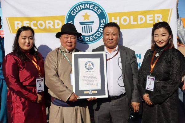 В Монголии побит рекорд массового горлового пения — 1308 человек