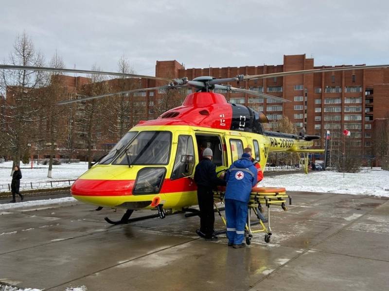 Санавиация спасла двух пациентов в Ленинградской области