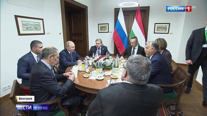Визит Путина в Будапешт: Венгрия заплатит за российскую нефть 10 миллиардов долларов